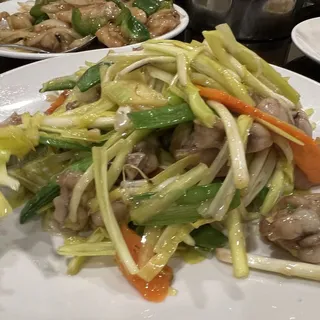 Stir Fried Frog with Chilli Pepper