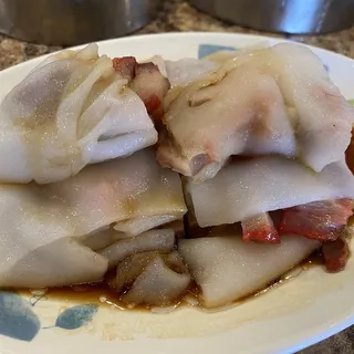 Rice Noodle Roll with BBQ Pork