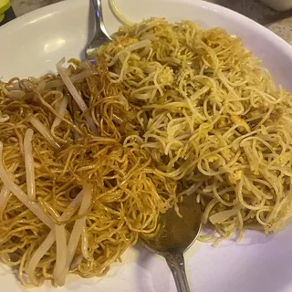 Stir Fried Rice Noodle with Soy Sauce