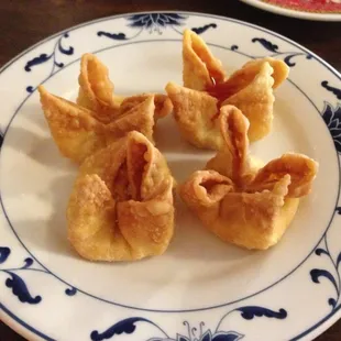 Cream Cheese Crab Puff (normally served 6, we ate 2 already)