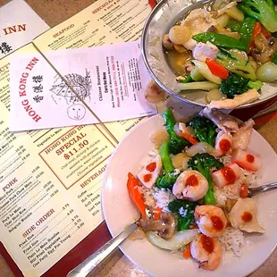 OMG great House Special for you Seafood Lovers Crab Shrimp and Chicken Love  Delicious  Wows