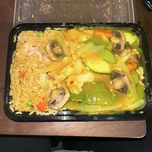 Chicken With Curry combination plate