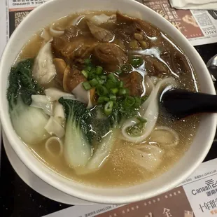 Sirloin wonton noodle soup