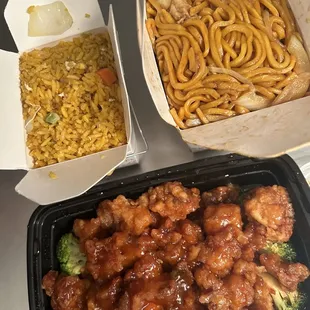 34. Chicken Lo Mein P2. Fried Rice P4. General Tso&apos;s Chicken