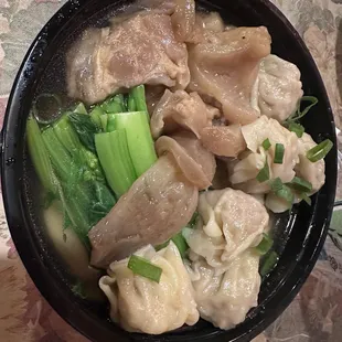 Look Fun With Wun Tun and Tendon