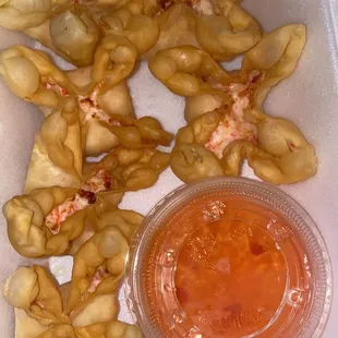 6 Crab Rangoon