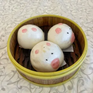 Custard piglet Buns