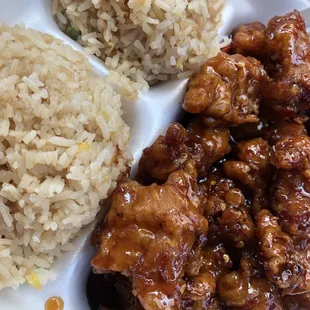 General Tso&apos;s Chicken and fried rice