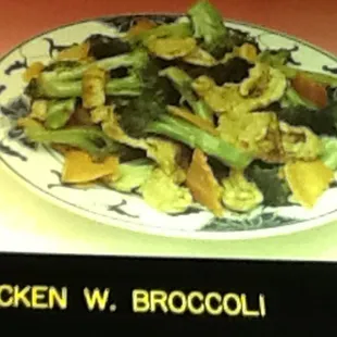 chicken w broccoli on a plate