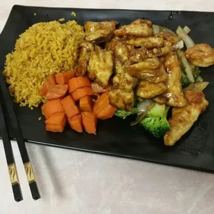 chicken, carrots, broccoli and rice