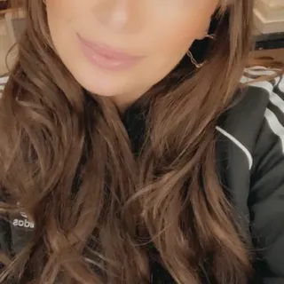 Lindsey C.