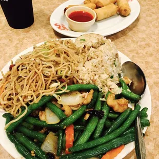 Food is hot and fresh. Decore is dated staff is very friendly.