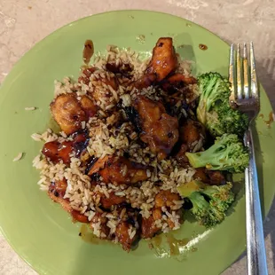 General Tsao&apos;s Chicken with Brown Rice.