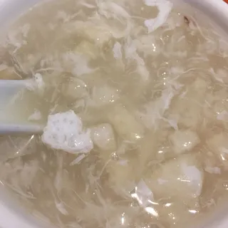 Crabmeat with Fish Maw Soup