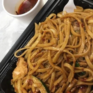 Chicken Lo Mein