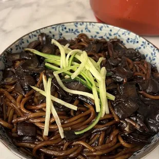 Black Bean Noodle