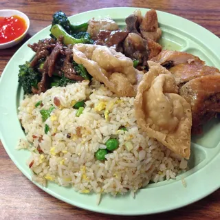 Crispy Gau Gee Main Lunch Special