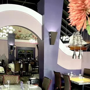 Hong's Gourmet dining room.