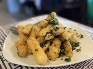 May Flower Restaurant