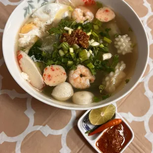 Suki Yaki seafood. Light and savory. Delicious soup !