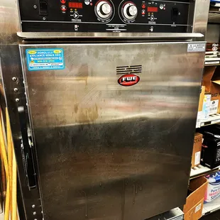 COMMERCIAL OVEN REPAIR IN A RESTAURANT IN HONOLULU