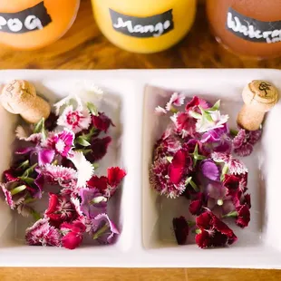 Want to have a mimosa bar? We got you!