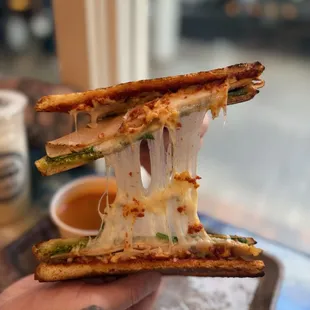 THE PESTO DELUXE