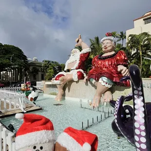 Santa and Tutu are taking a break!