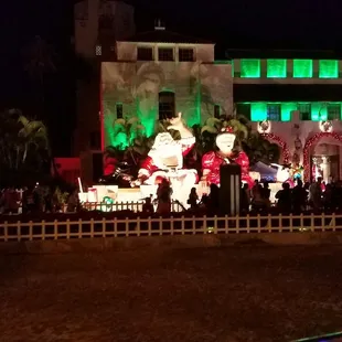 Shaka Santa and Mrs. Claus