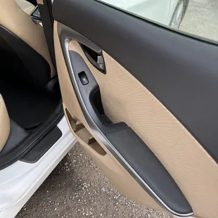 Dirty rear passenger door