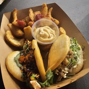 Bao buns from Rux Food Truck delicious!