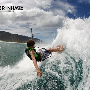 Oahu has the best kiting in all of Hawaii, trust us. Flat water for wakestyle, and world class waves for surfstyle. Call us today!