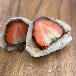 Fresh strawberry mochi with chocolate