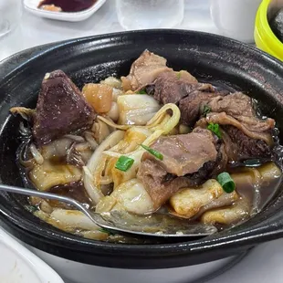 Beef Tendon Stew Pot