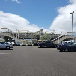 Hālawa (Aloha Stadium) rail "Skyline" station
