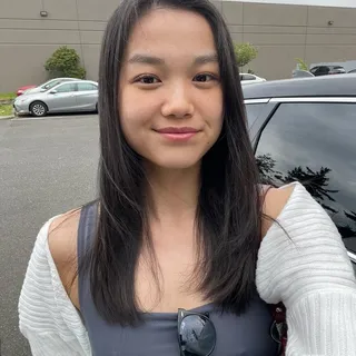 Tia P.