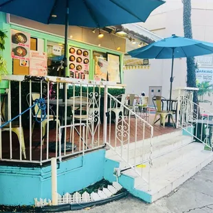 This is the place that ignored me.