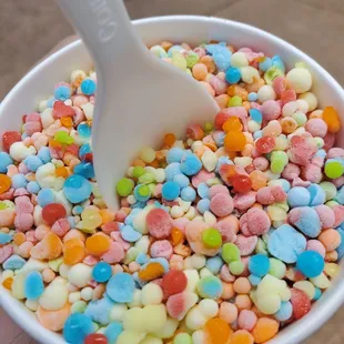 Upclose of the Rainbow Ice flavor. (Strawberry, Orange, Lemon, Lime &amp; Blue Raspberry)