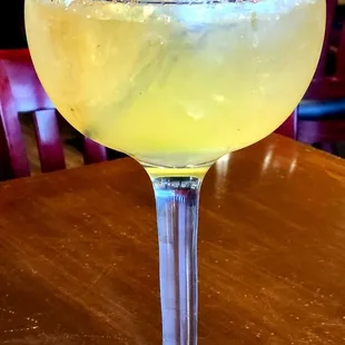 a margarita in a glass