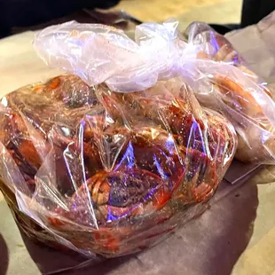 2 lbs of crawfish