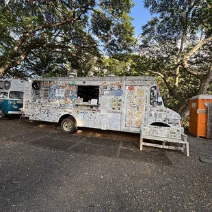 Honos Shrimp Truck - Cash Only!