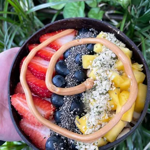 Pura vida acai bowl