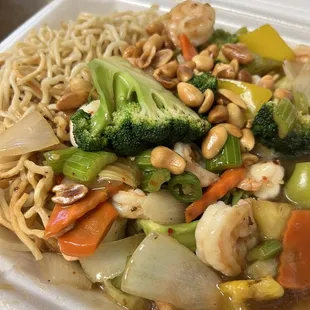 Shrimp Kung Pao Shrimp with Plain Pan Fried Noodle