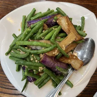 K9. String Beans & Egg Plant with Garlic Sauce
