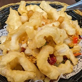D9. Salt & Pepper Calamari