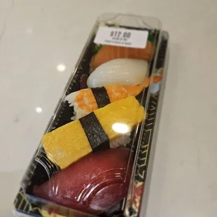 food, sushi, sashimi, sushi and sashimi