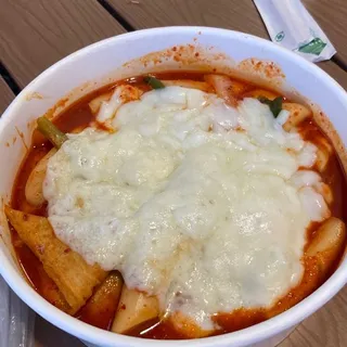 15. Tteokbokki with Mandoo