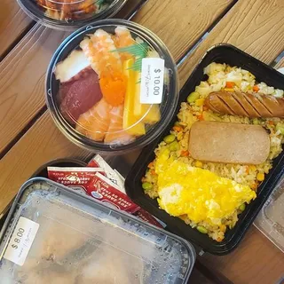 S9. Spicy Ahi Bowl