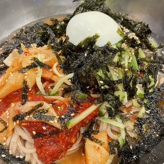 1. Makgoogsoo Spicy( )