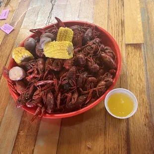 3 lbs of crawfish with corn n potatoes. Extra butter of course